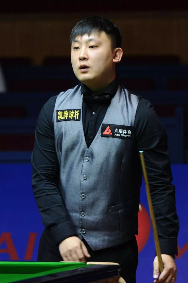 14个篮板 14个篮板