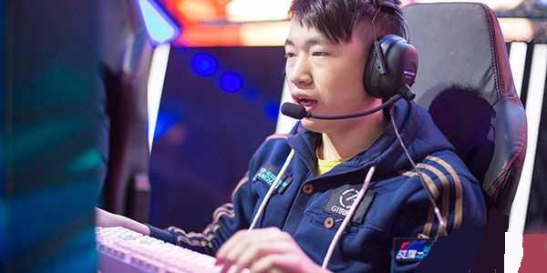 的舞台上 的舞台上